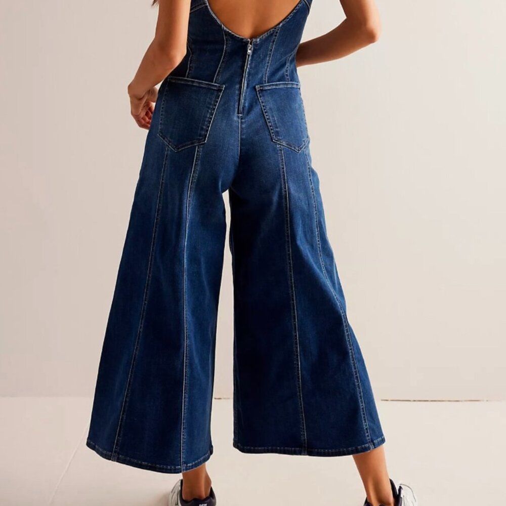 ✨ WE THE FREE Lovers Lane Cropped Denim Jumpsuit Boho Festival Retro Sz Small ✨ - Picture 2 of 15
